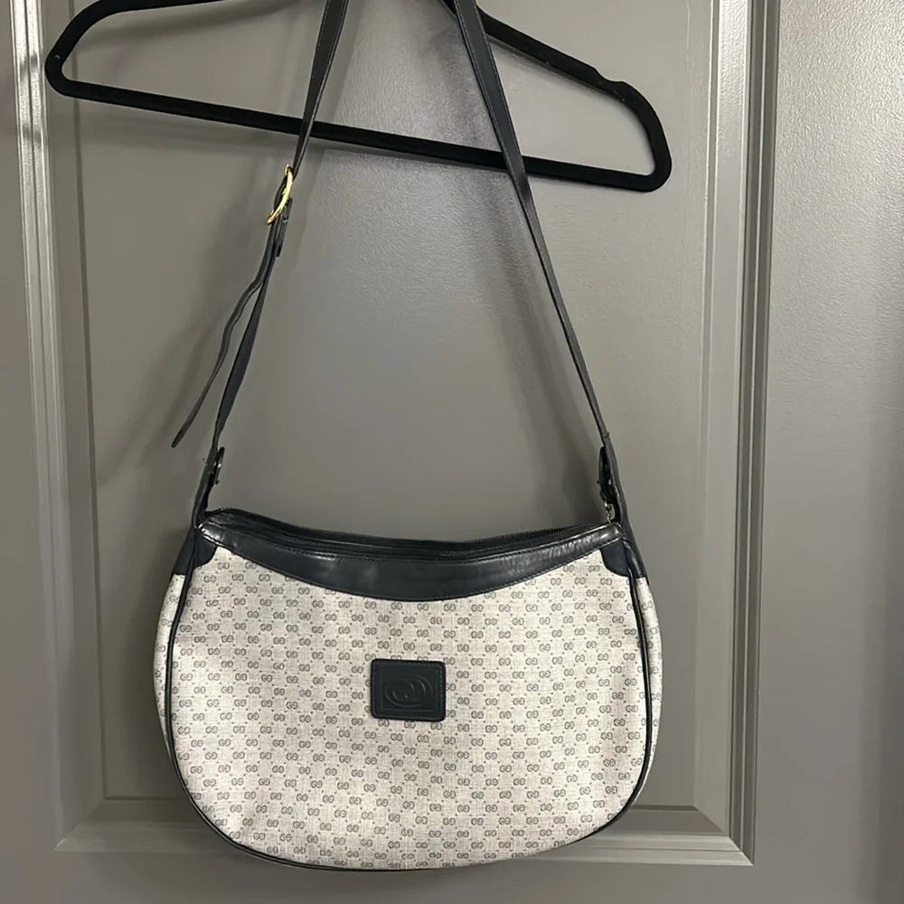 GUCCI Vintage Hobo monogram canvas bag EUC - Picture 12 of 16